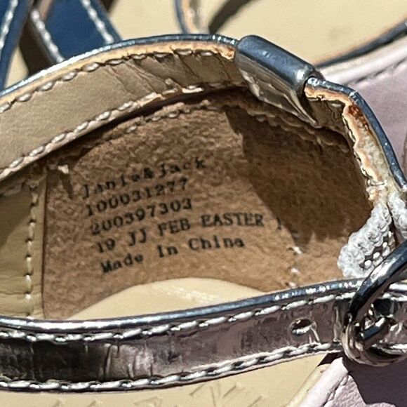 Janie & Jack Baby Silver and Pink Mary Jane Flats Dress Shoes Size 3, 18M - Picture 5 of 6